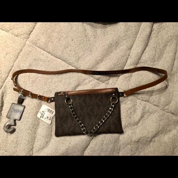 Michael Kors chain belt bag - Picture 2 of 3